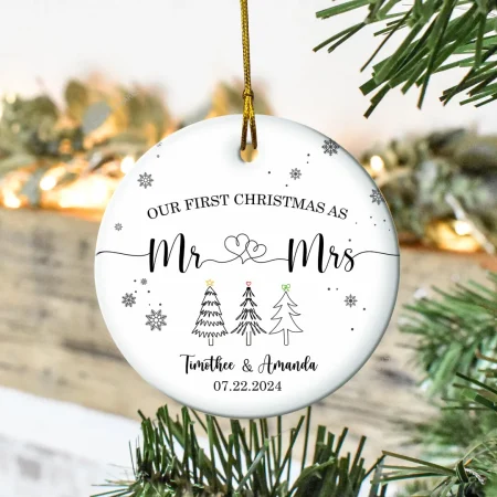 First Christmas As Mr & Mrs Ornament, First Christmas Married Ornament, Married Ornament, Wedding Gift, Newlywed Gift, Wedding Date Ornament