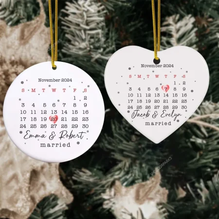 Custom Married Ornament, Calendar Wedding Date Ornament, Anniversary Gift, Custom Our First Christmas Ornament, Newlywed Gift, Wedding Gift